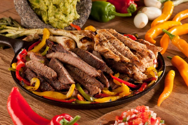 Fajitas au bœuf et au poulet