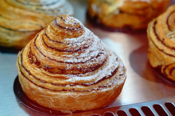 Cruffins feuilletés à la cannelle