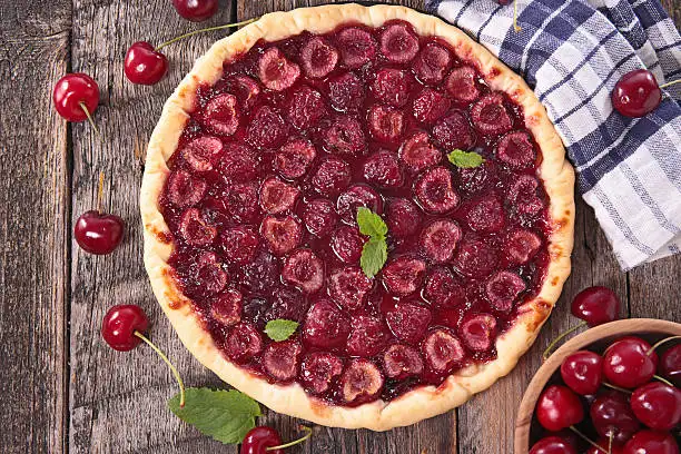 Tarte aux cerises maison