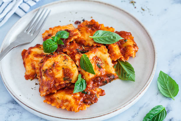 Ravioli ricotta et sauce tomate